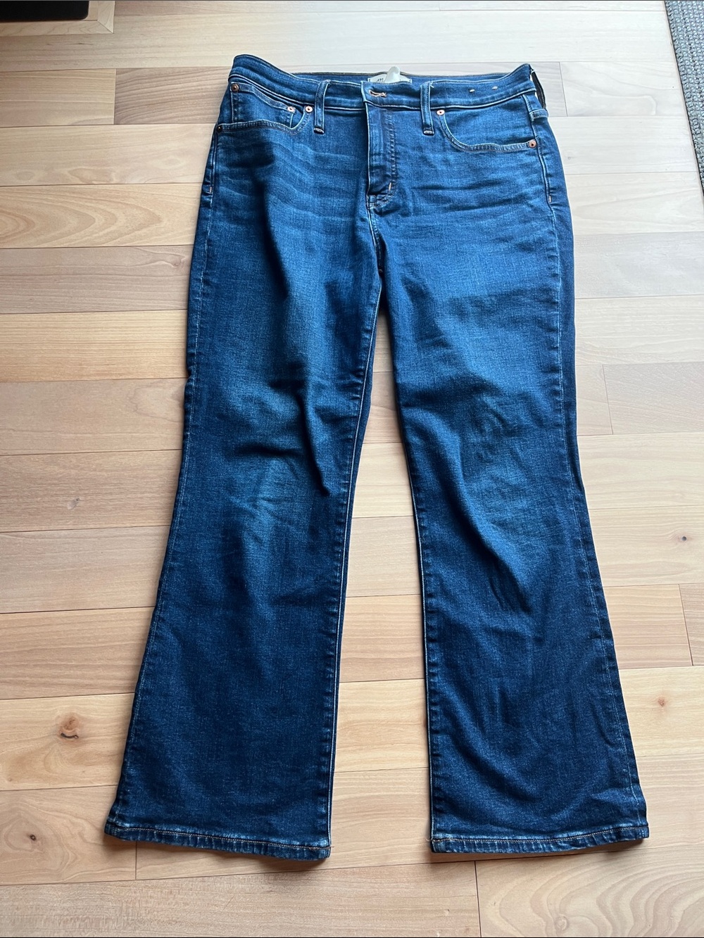 Madewell Mid Rise Kick Out Jeans
